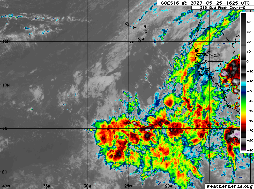 The axis of Tropical Wave 04 along 55W on Thursday, May 25th, 2023, with showers and thunderstorms affecting parts of Suriname and French Guiana (Weathernerds.org)