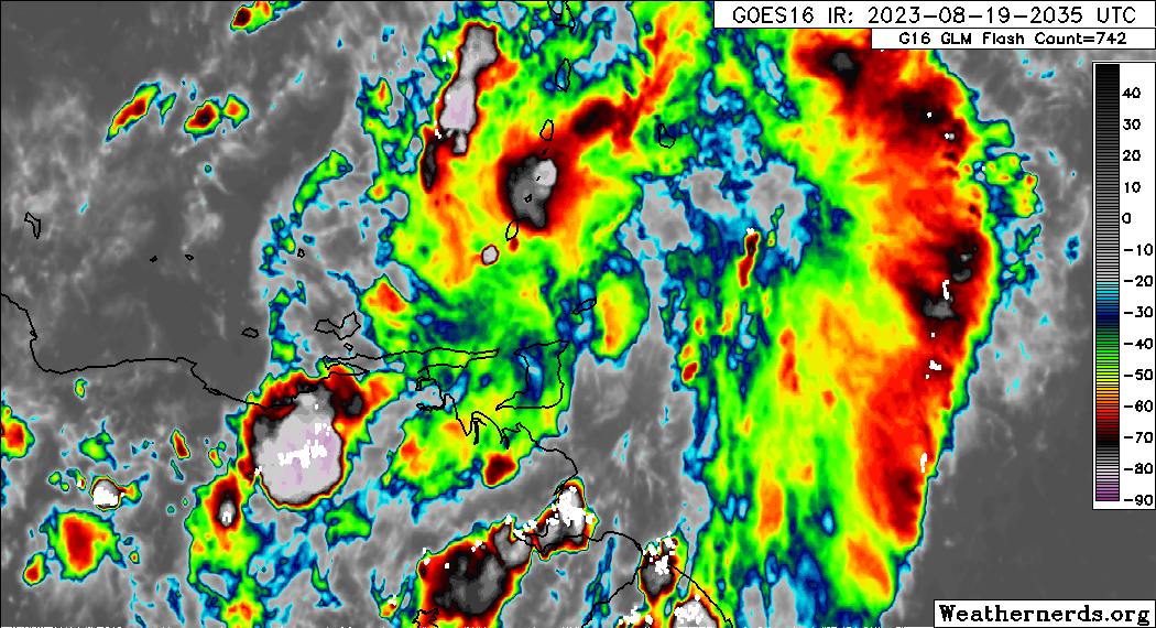 Tropical Wave 35/Invest 90L across the Lesser Antilles on Saturday, August 19th, 2023 (Weathernerds.org)